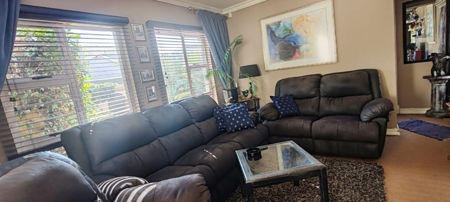 4 Bedroom Property for Sale in Melodie North West